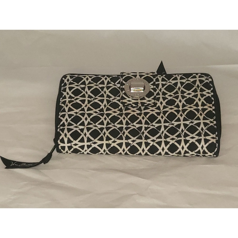 Vera Bradley Wallet Checkbook Black White Geometric Quilted Turn Lock Womens Zip